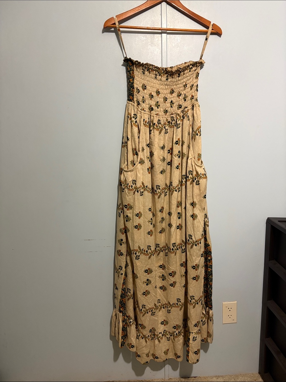 Urban Nomad 100% Silk Cream Floral Smocked Maxi Dress with Pockets
